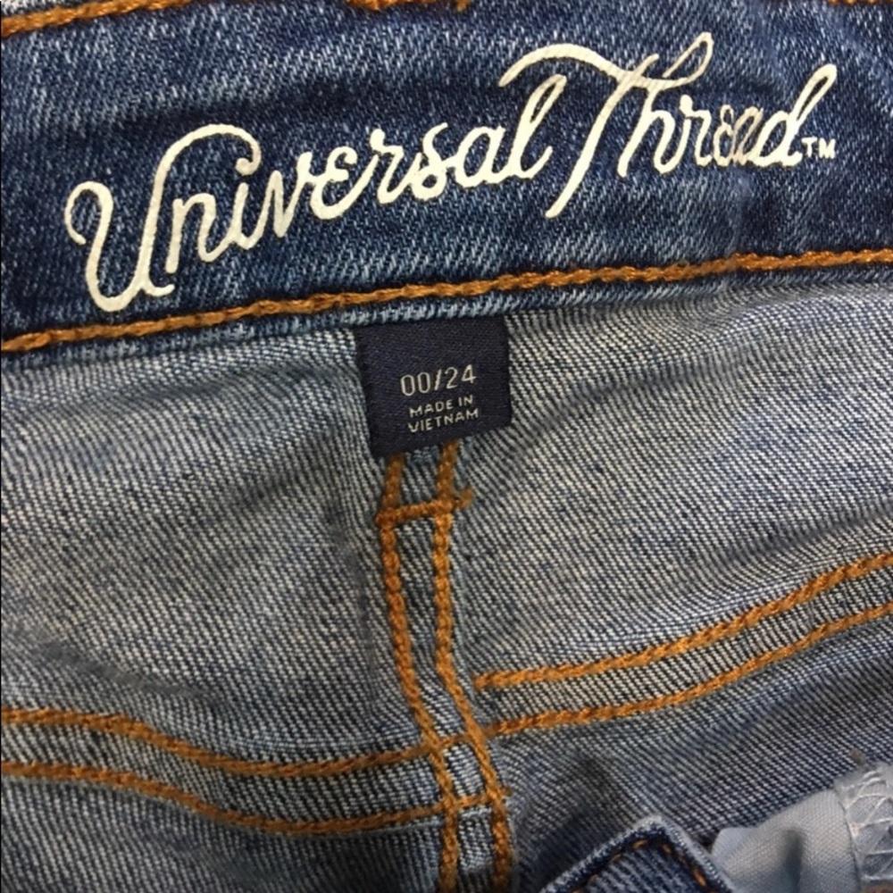 Universal Thread Shorts - Picture 4 of 4